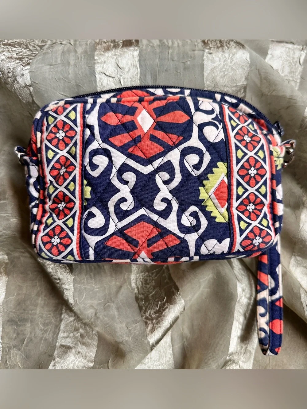 Vera Bradley Sun Valley Navy Orange Patterned Wristlet Cosmetic